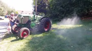 Hoffherr traktor ind&iacute;t&aacute;sa