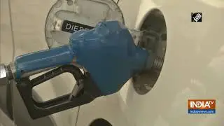 Patna Congress workers ride bicycles, bullock carts to protest against fuel price hike