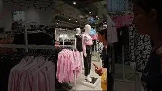 #সেন্ট্রাম মল😍😍😍🛍️#sentrum #Asansolsentrum🥰#indranisvloghub #minivlog #pujorshopping #judio😍😍🛍️🛍️🛍️