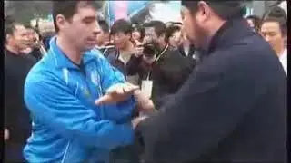 WuDang Tai Chi Master You Xuan de 武当游玄德 太极推手