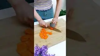 With this finger guard, you are not afraid of cutting vegetables #shorts