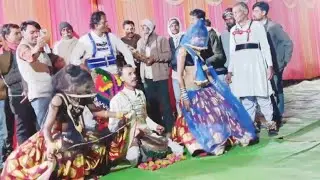 देसी बुंदेली राई ढाना//bundelkhandi rai कमल भूरा लक्ष्मण 