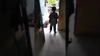 APIP mau berangkat ke sekolah