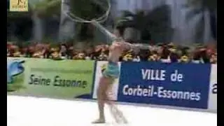Irina Tchatchina cerceau 2004