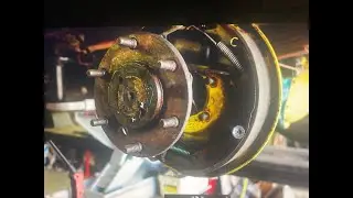 Dana 45 Axles & Bearings Pulled For Welding. Will Need To Weld Inner Races To The Axle. Crazy I Know