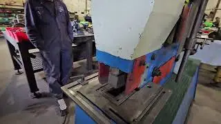 2002 JING JIANG SANLI HYDRAULIC IRON WORKER, MODEL Q35Y-20