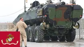 Морские пехотинцы США тренируются с боевыми машинами-амфибиями (ACV)