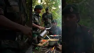 Fauji Khana Jungle Mein 🍲 | Indian Army Cooking Life | Army Camp Motivation | Jai Hind 🇮🇳#foodcraze