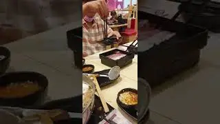 Suki Suki Thai Steamboat.              #steamboat #eatout #famtime #wagyu #rollbeef #halal #halalsg