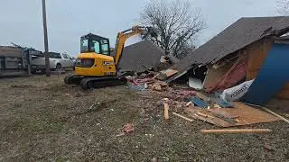 Watch the GARAGE FALL!