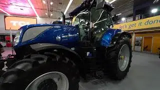 Big Tractor NEW HOLLAND T7.270 model 2023