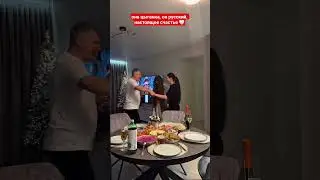 многие цыгане отговаривали, он не наш, и так далее, а теперь с завистью смотрят на их счастье