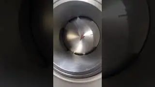 Попал на поршневую.