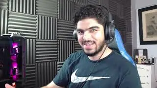 اشخاص غريبة علي الانترنت
