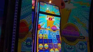 You&rsquo;ve never see fast spinning like this before 😂 #gambling #fun #win #bluff #casino #slot #bonus