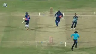Bulls-eye 🎯 Rajandeep Singh pulls off an excellent direct-hit run out to |&nbsp;@IDFCFIRSTBank