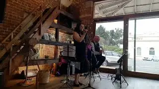 Bitz of Buzz at the Alternate Root