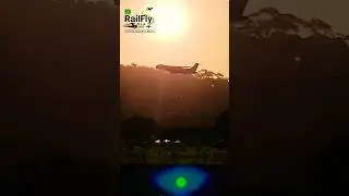 Aguardando chegada no p&aacute;tio VIC e aquele show de imagem... #railflydla #fly #aviation #voo #viagem