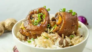 Sweet and spicy Pork Adobo recipe (Filipino stew)