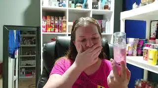 bath and body works fragrance review for Berry Waffle Cone
