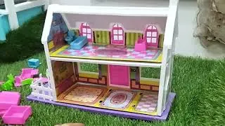 Barbie Dollhouse Unboxing & Assembly | Dreamhouse Reveal!