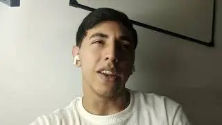 Los pendej0s de 15-25 años en redes sociales...