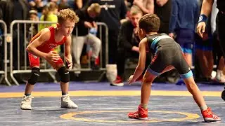 U13 Patryk Mycio (POL) vs Stan Grondin (FRA) 26kg. Freestyle boys wrestling.