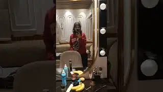 Celebrity Vanity Van tour