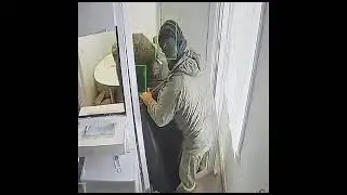 Security cameras spots Russian soldiers looting market , bank and exchange stores
