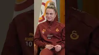 Melike Pekel ile QUIZ | En iyi oynadığı ma&ccedil; & En &ccedil;ok etkilendiği stadyum & En mutlu anı ❓ #shorts
