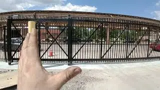 30ft Aluminum cantilever gate