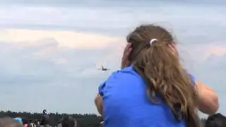 F-16 high speed pass Gilze Rijen airshow 2014