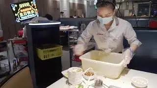 HolaBot Operating in Haidilao