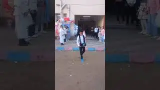 أداء مميز لطالبات الصف الخامس بمدرسة الشاعر الأسمر للاحتفال بعيد الطفولة