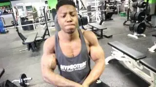 Shaq Channer & DreDre train SHOULDERS!