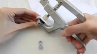 How to install plastic snaps
