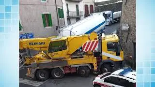 Tir s'incastra in curva, Castelnuovo in...tilt