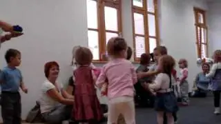 Csiri-biri torn&aacute;n Lilivel