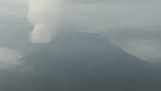 South east Asia travel vlog part #13🇮🇩( Mount Bromo volcano and Tempak Sewu waterfall🌋🥾)