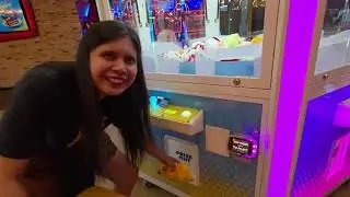 Arcade Day Vlog: Winning Cute Plushies & Spending Some of Our Tickets!#clawmachinewin #timezoneph