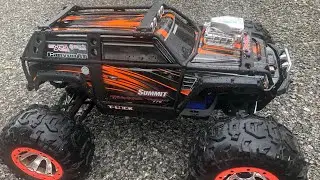 Traxxas Summit trail drive 4s stock brushed electronics 775 motor