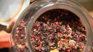 Spices from around the world inside Pike Place Market - KING 5 Evening