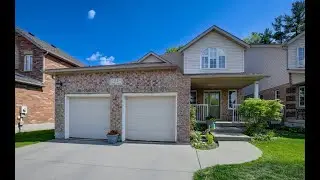 11 Sim Court, Cambridge - Large 4+1 Bedroom Home Backing onto Greenspace