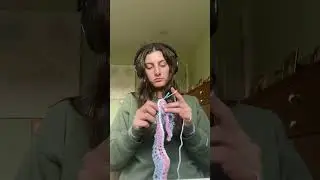 decorating my desk using only crochet | day 1 😮👩🏼&zwj;💻