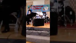 Pat Yankee with bassist Darrell Fernandez