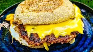 McMuffin SAUSAGE & EGG Breakfast Burger on the Kamado Joe 🔥🍳