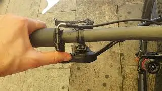 Double release dropper post & suspension lockout.