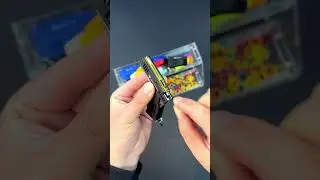 Folding rubber band gun