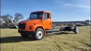 Freightliner fl70 a&ntilde;o 2004 motor Mercedes 906 300hp 6 vel y reversa retardador 547#3