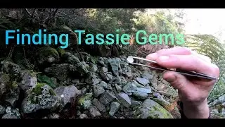 Gem hunt for sapphires, Digging out a bedrock hole